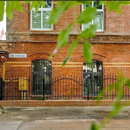 Ξενοδοχείο με διαμερίσματα Kilinskiego 3*